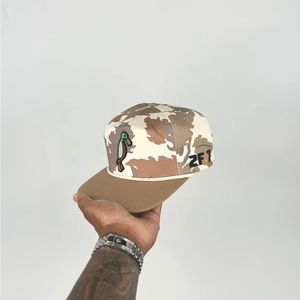 24.7 Hunt Camo Leaf Rope Hat